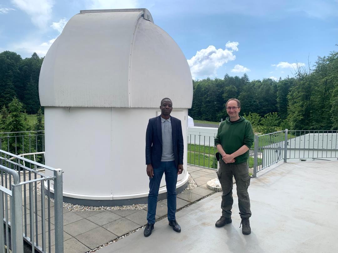 Cosmos Dumba Besuch an der TLS 