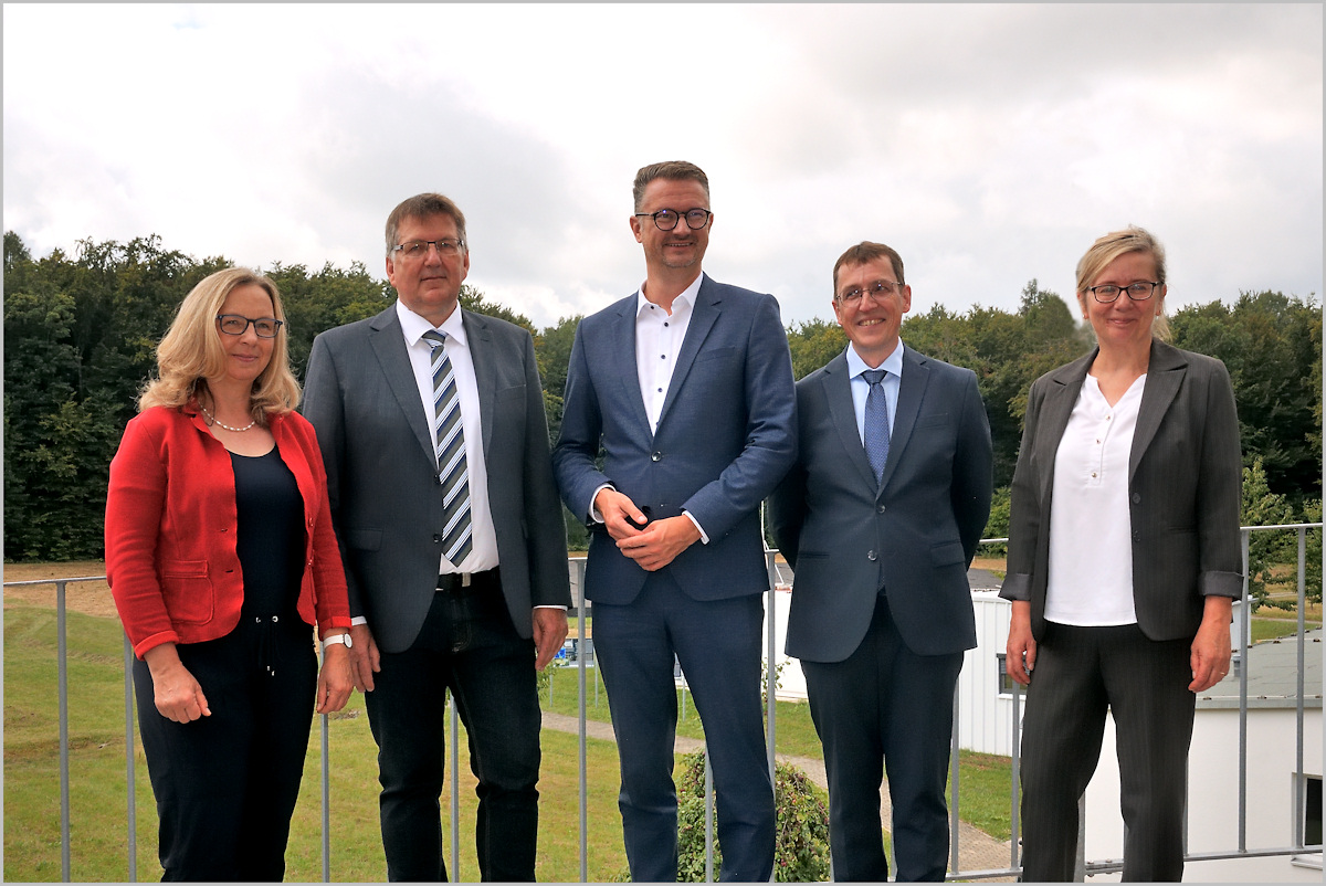 Andrea Schmidt Matthias Hoeft Minister Tischner Markus Roth Vera Hejduk Foto Thüringer Landessternwarte